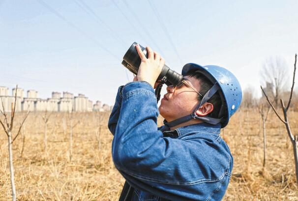 吳啟帆：在輸電運(yùn)檢一線(xiàn)展現(xiàn)青春價(jià)值