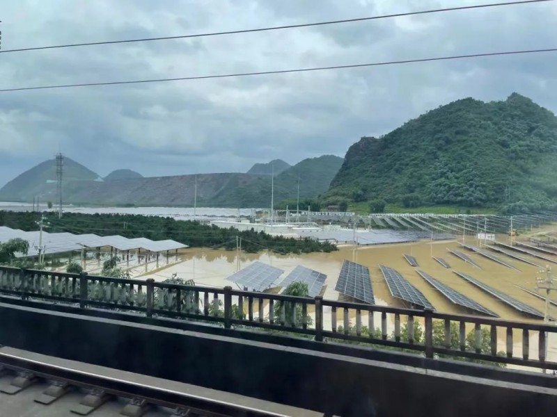 地面電站秒變漂浮電站，又一光伏電站被水淹！