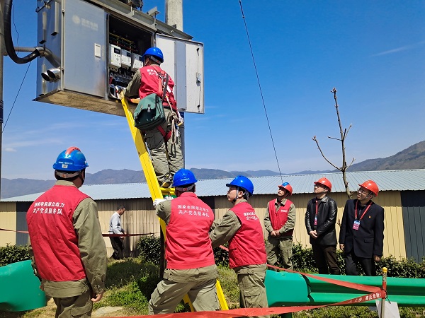 湖北竹溪供電公司保春茶生產(chǎn)供電助力鄉(xiāng)村振興順利推進(jìn)