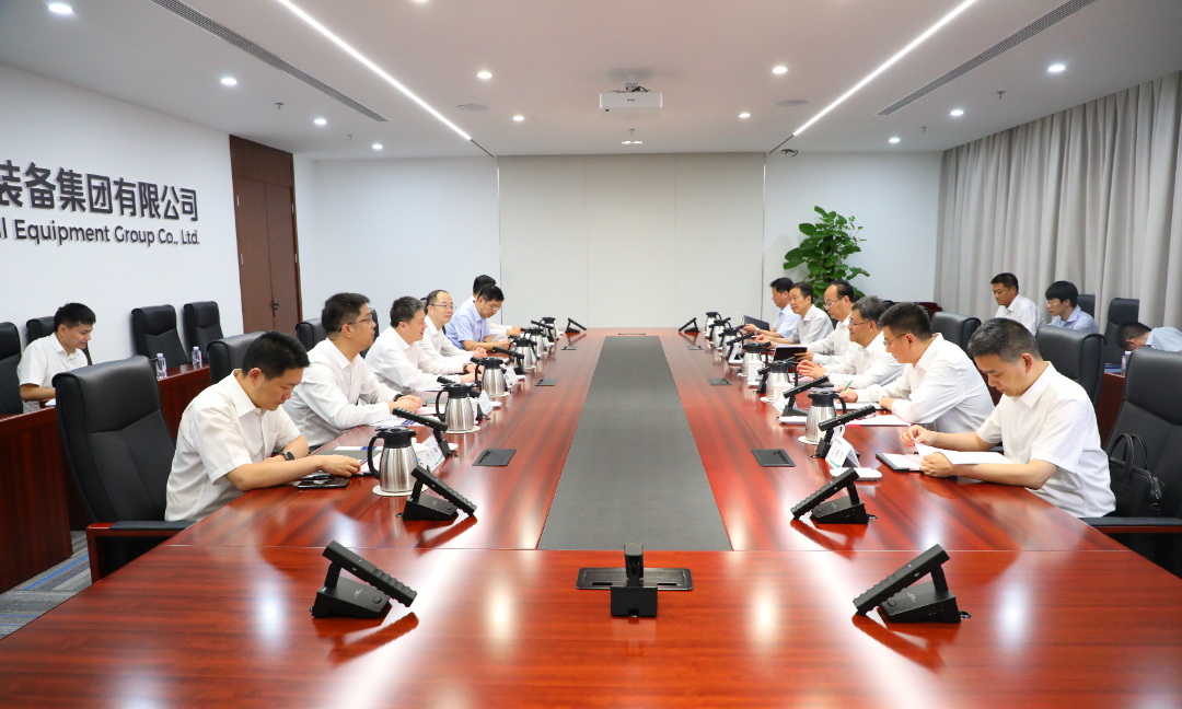 中國電氣裝備黨委副書記、總經理周群會見西安市市長葉牛平